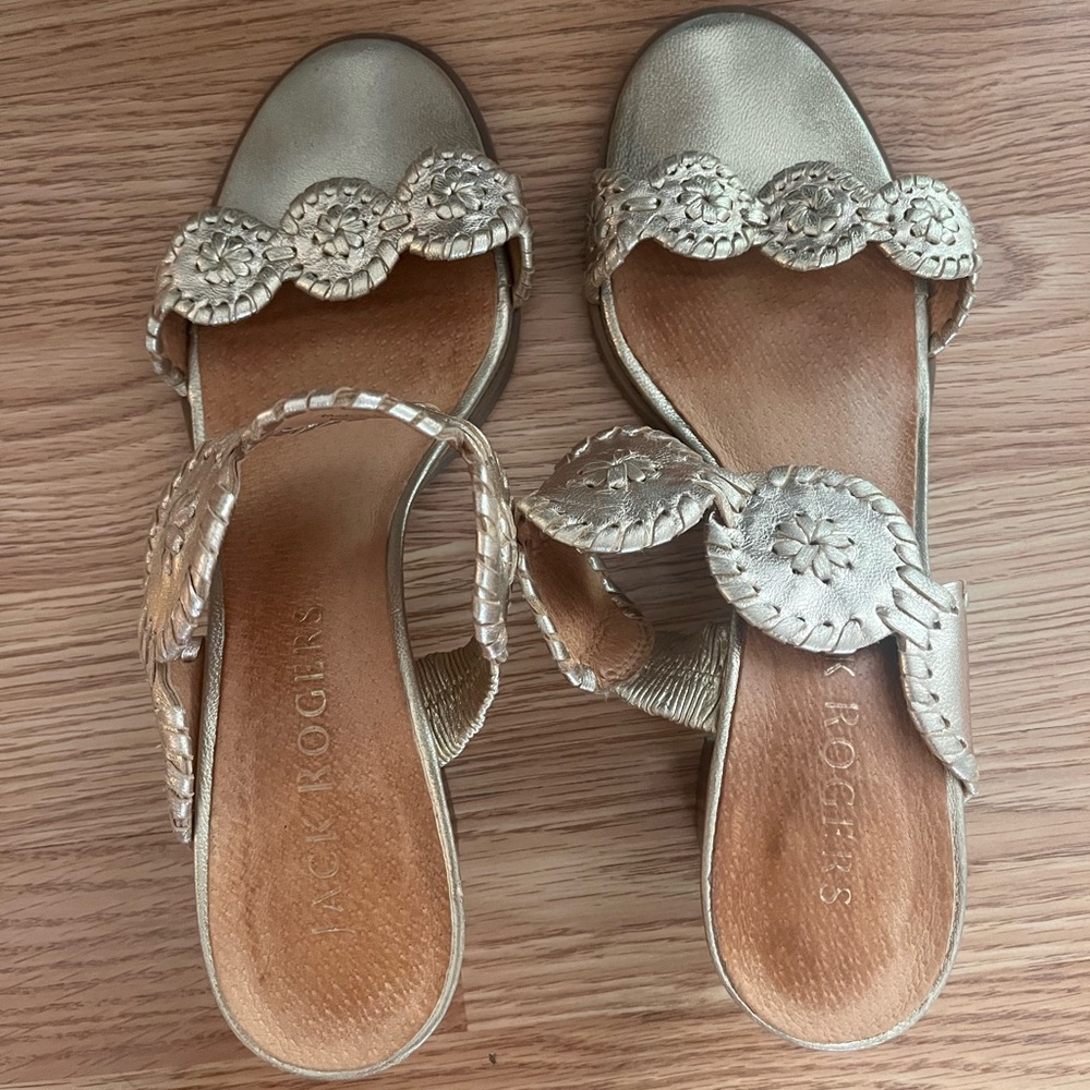 Jack Rogers Lauren mid heel Platnium size 7M